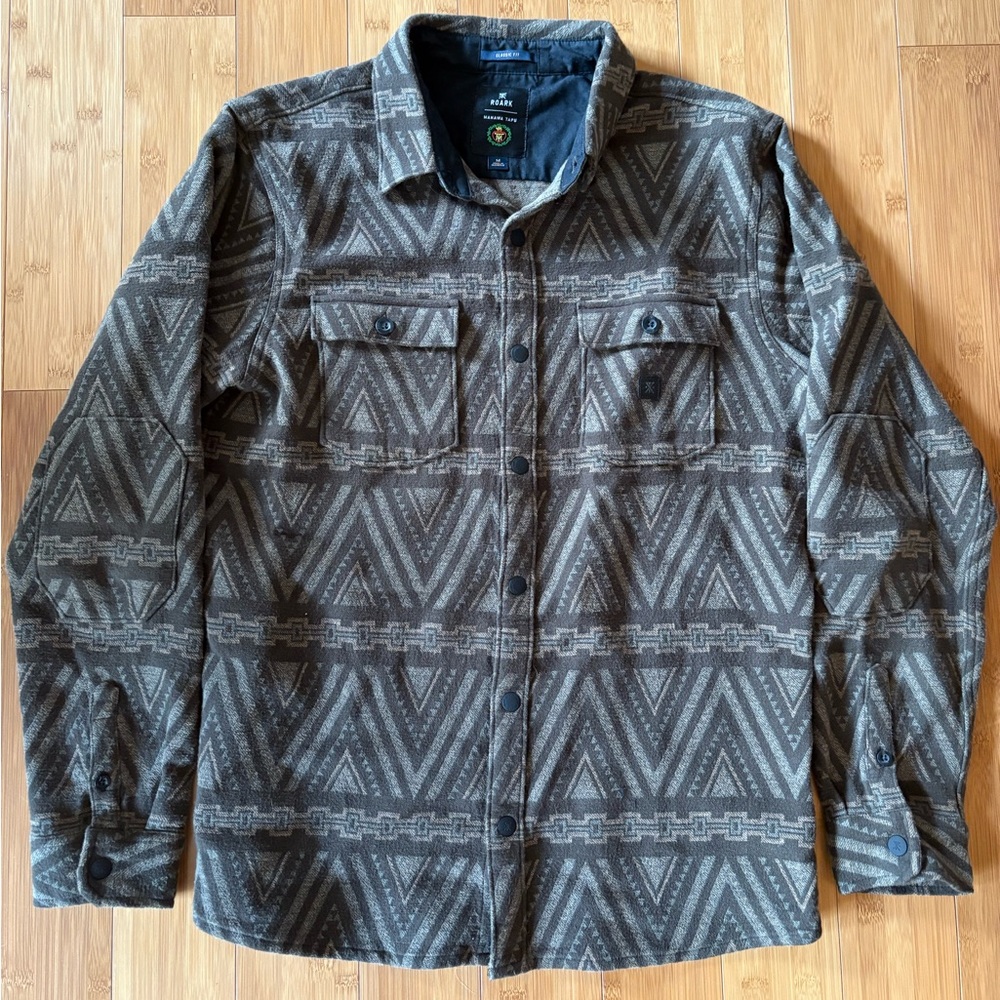 Roark Manawa Tapu Classic Fit Shirt in Black and Brown